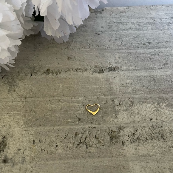 10k Yellow, White or Rose Gold Mini Floating Necklace Heart Slide Charm Pendant - Picture 7 of 16